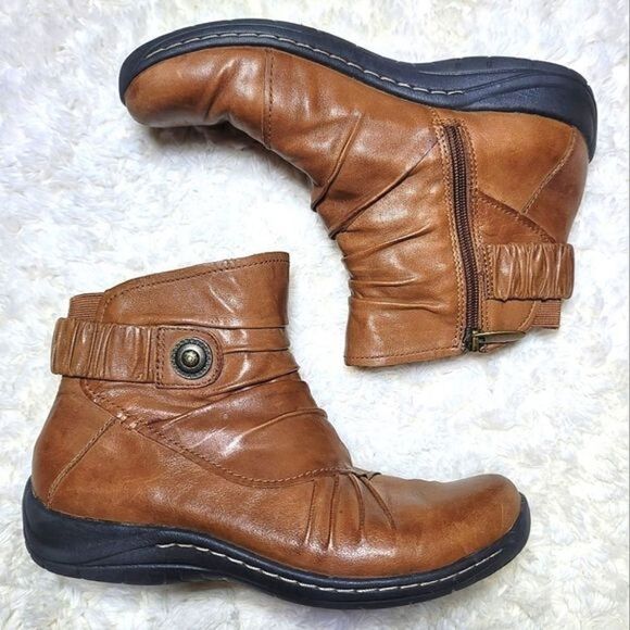 Earth Thyme Leather Booties - Almond - Picture 3 of 9